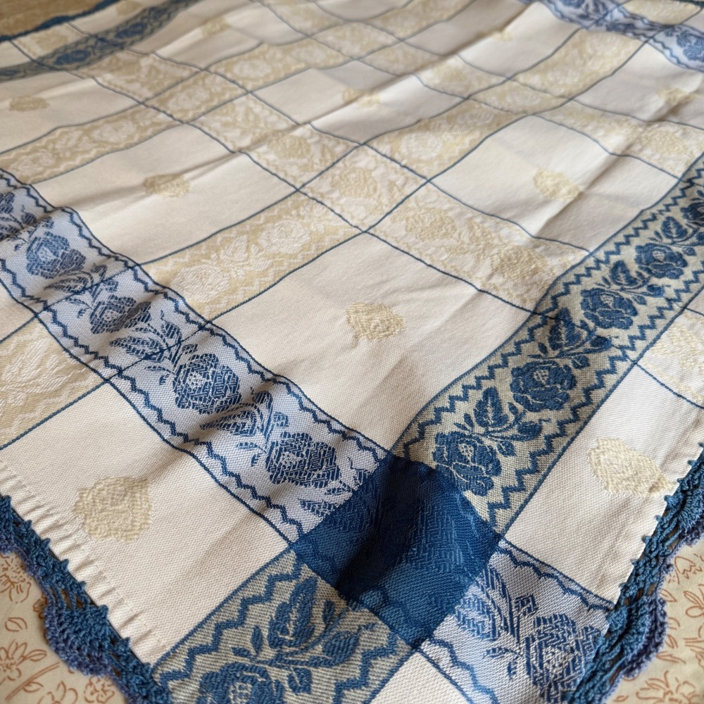 Vintage Blue White Cotton Damask Tablecloth Rose Floral Crochet Trim 32x30